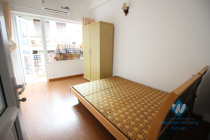Inexpensive, high quality 2 bedroom apartment for rent in Tay Ho, Hanoi